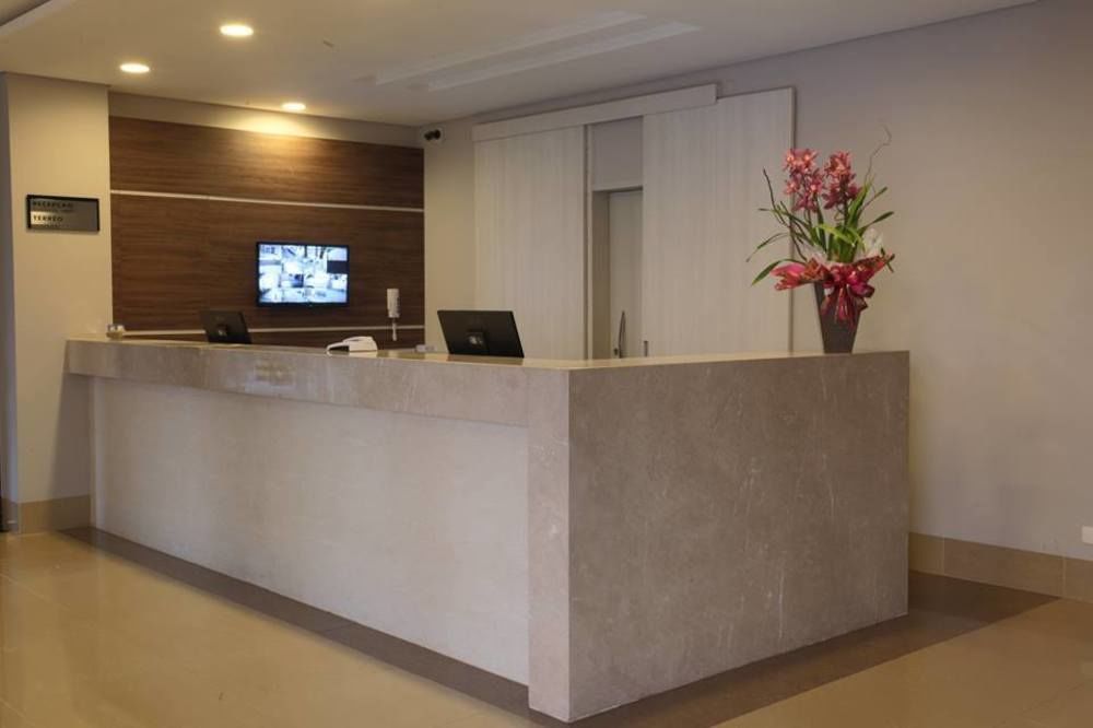 London Hotel Лондрина Екстериор снимка